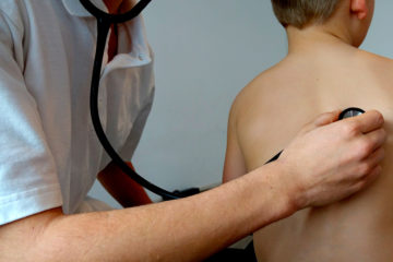Pneumonia: conheça 6 mitos e verdades sobre o assunto